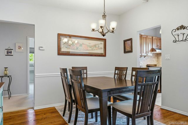 200 Lexington Avenue 8B, Oyster Bay, NY 11771