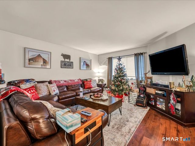 75 Willow Springs 75, New Milford, CT 06776