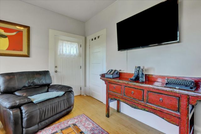 12562 Rough And Ready Hwy, Grass Valley, CA 95945