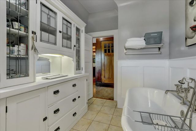 12562 Rough And Ready Hwy, Grass Valley, CA 95945