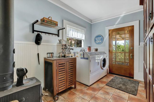 12562 Rough And Ready Hwy, Grass Valley, CA 95945