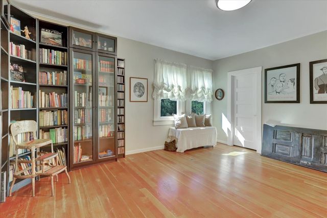 12562 Rough And Ready Hwy, Grass Valley, CA 95945