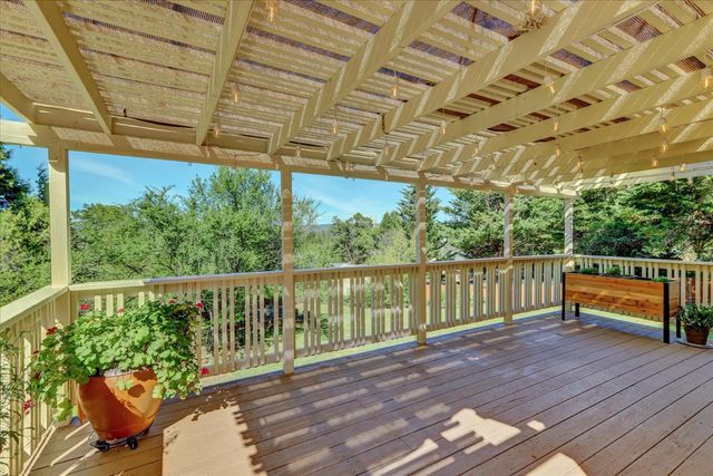 12562 Rough And Ready Hwy, Grass Valley, CA 95945