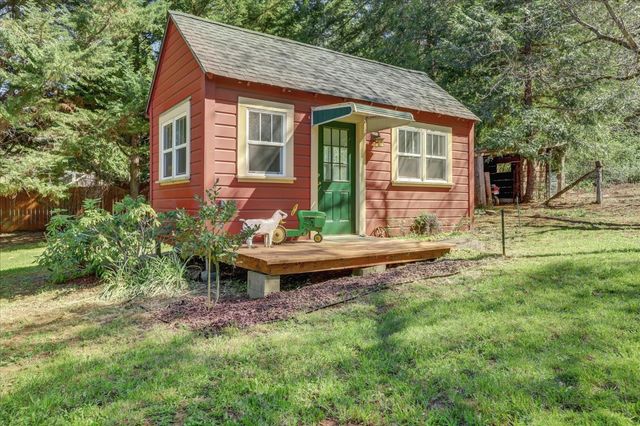 12562 Rough And Ready Hwy, Grass Valley, CA 95945