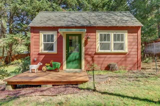 12562 Rough And Ready Hwy, Grass Valley, CA 95945