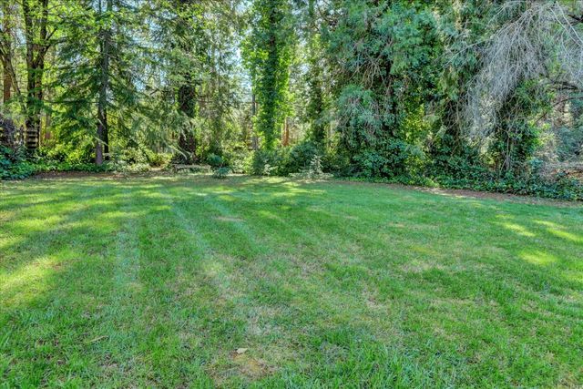 12562 Rough And Ready Hwy, Grass Valley, CA 95945