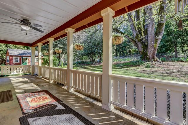 12562 Rough And Ready Hwy, Grass Valley, CA 95945