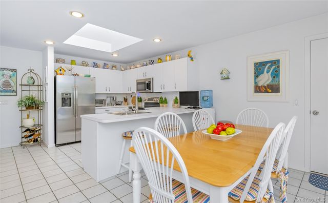 1 Whippoorwill Lane, East Quogue, NY 11942