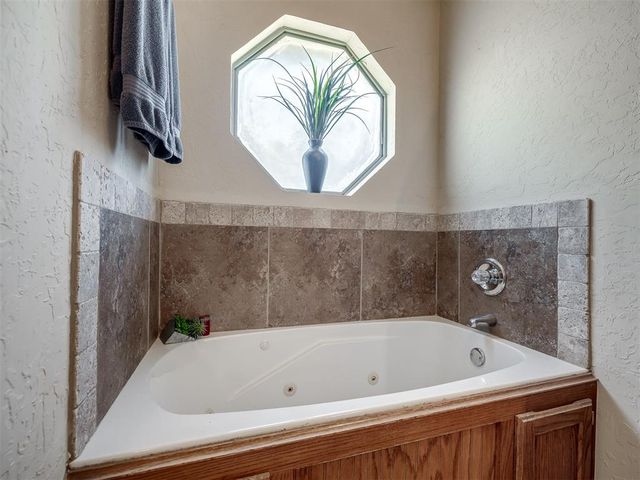 3312 Ashton Drive, Moore, OK 73160