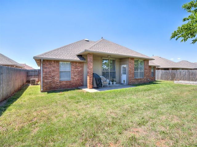 3312 Ashton Drive, Moore, OK 73160