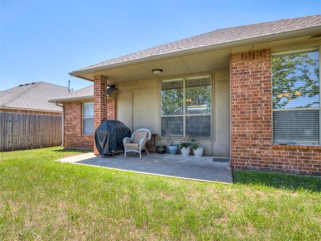 3312 Ashton Drive, Moore, OK 73160