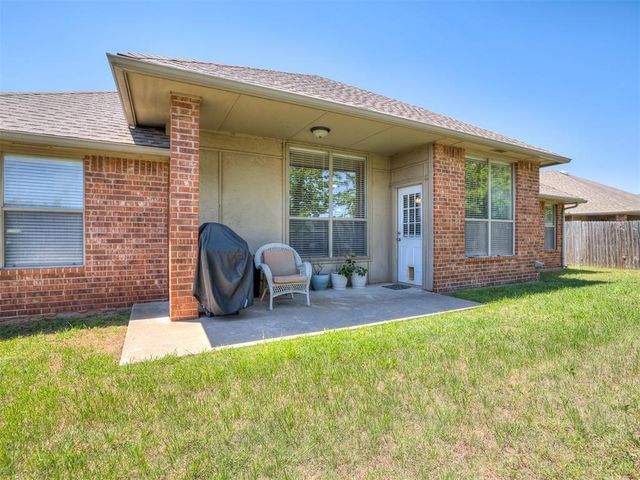 3312 Ashton Drive, Moore, OK 73160