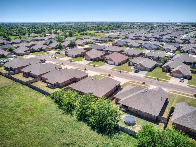 3312 Ashton Drive, Moore, OK 73160
