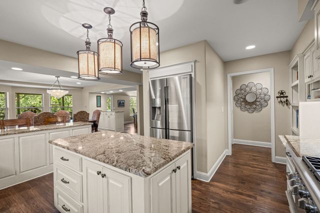 2930 Peninsula Drive, Grapevine, TX 76051