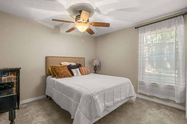 2930 Peninsula Drive, Grapevine, TX 76051