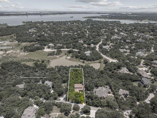 2930 Peninsula Drive, Grapevine, TX 76051