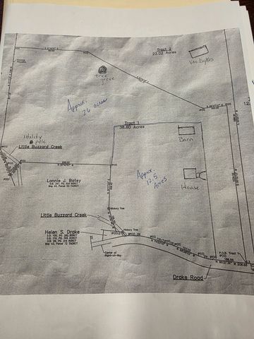 5144 Drake Rd, Cedar Hill, TN 37032