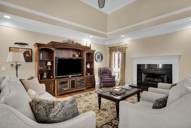 5144 Drake Rd, Cedar Hill, TN 37032