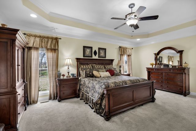 5144 Drake Rd, Cedar Hill, TN 37032