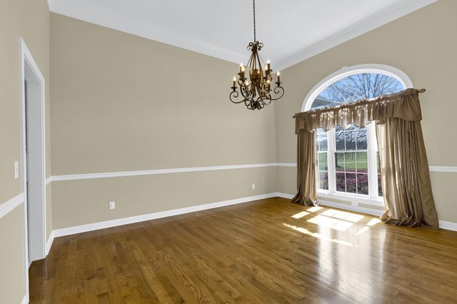 5144 Drake Rd, Cedar Hill, TN 37032