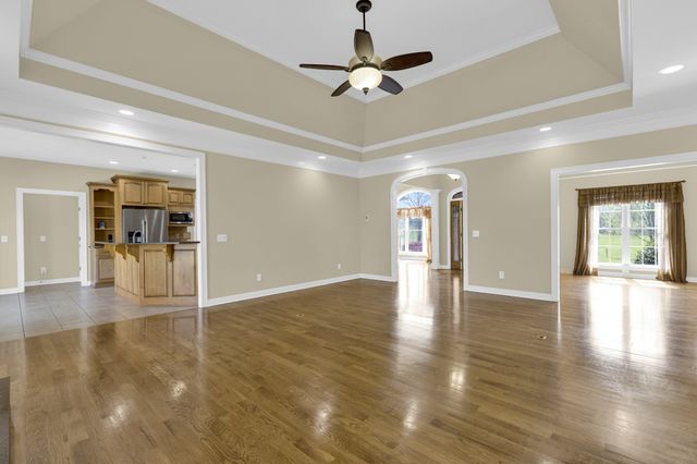 5144 Drake Rd, Cedar Hill, TN 37032