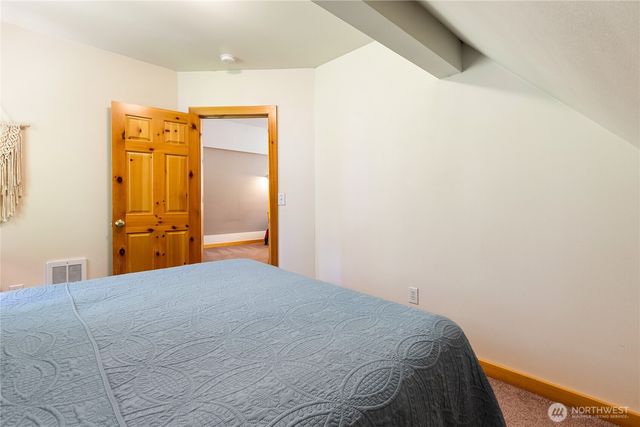 12026 Shuksan Rim Drive, Deming, WA 98244
