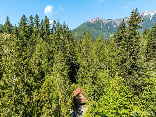 12026 Shuksan Rim Drive, Deming, WA 98244