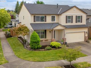726 Nw HARVEST MOON Dr, Hillsboro, OR 97124