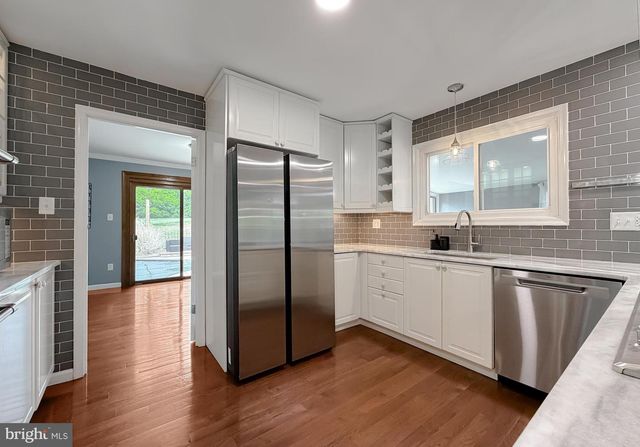 1200 E PATUXENT DR E, La Plata, MD 20646