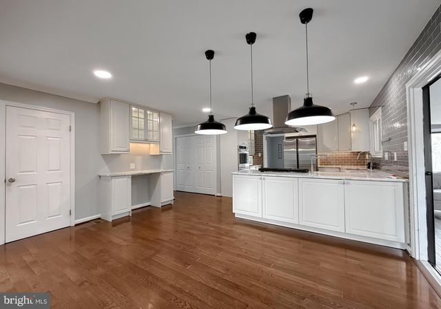1200 E PATUXENT DR E, La Plata, MD 20646