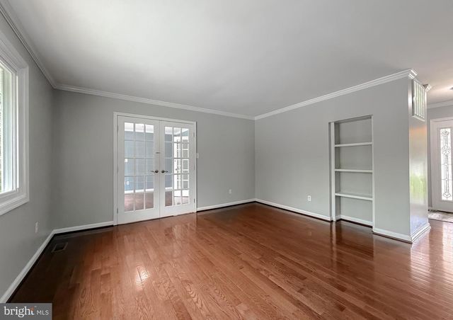 1200 E PATUXENT DR E, La Plata, MD 20646