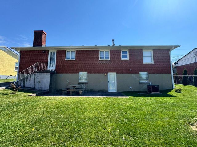612 Elizabeth Court, Harrodsburg, KY 40330