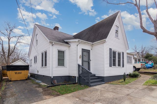 765 Greenwood Ave, Clarksville, TN 37040