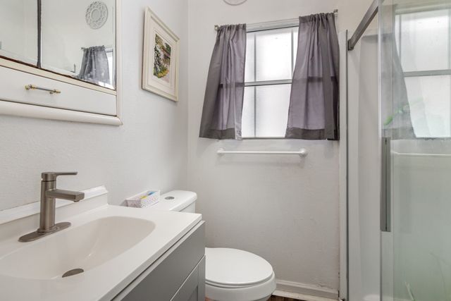 765 Greenwood Ave, Clarksville, TN 37040