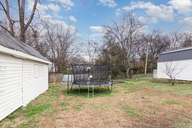 765 Greenwood Ave, Clarksville, TN 37040