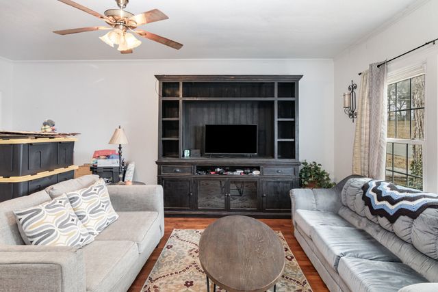 765 Greenwood Ave, Clarksville, TN 37040