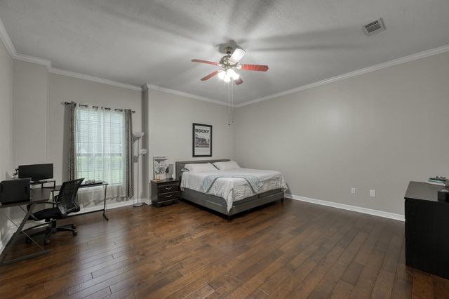 910 Commons Way Court, Huffman, TX 77336