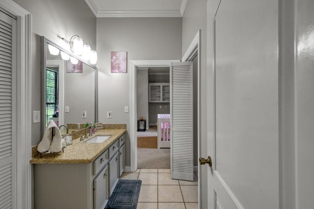 910 Commons Way Court, Huffman, TX 77336