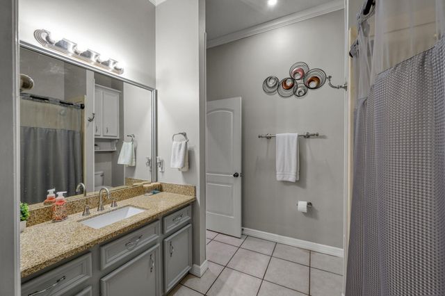 910 Commons Way Court, Huffman, TX 77336