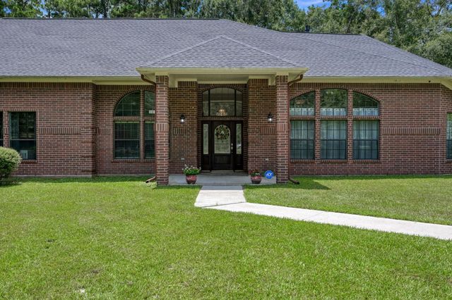 910 Commons Way Court, Huffman, TX 77336
