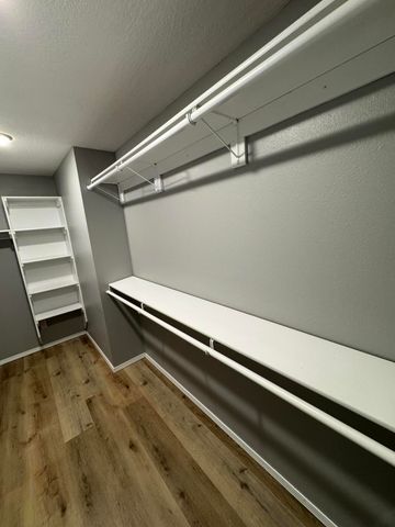 2882 W Lasalle Street, Springfield, MO 65807