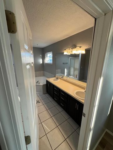 2882 W Lasalle Street, Springfield, MO 65807