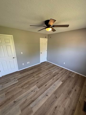 2882 W Lasalle Street, Springfield, MO 65807