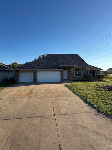 2882 W Lasalle Street, Springfield, MO 65807