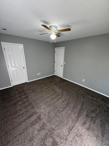 2882 W Lasalle Street, Springfield, MO 65807