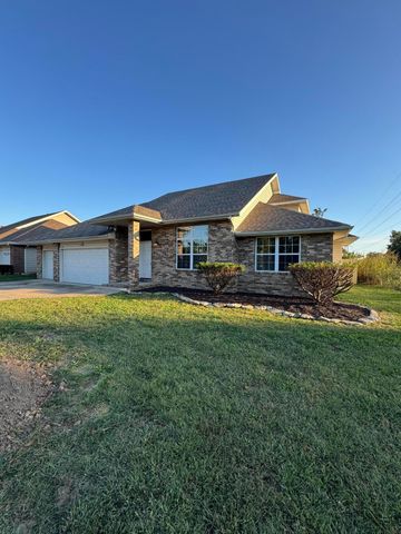 2882 W Lasalle Street, Springfield, MO 65807