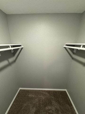 2882 W Lasalle Street, Springfield, MO 65807