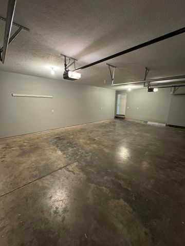 2882 W Lasalle Street, Springfield, MO 65807