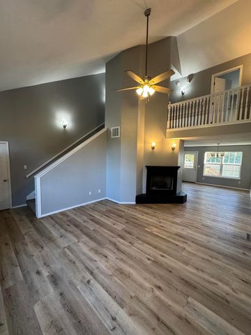 2882 W Lasalle Street, Springfield, MO 65807