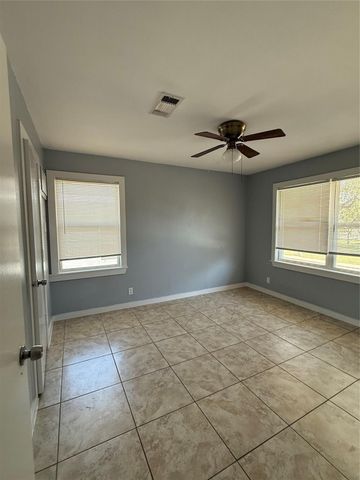 9002 Ilona Lane 8, Houston, TX 77025